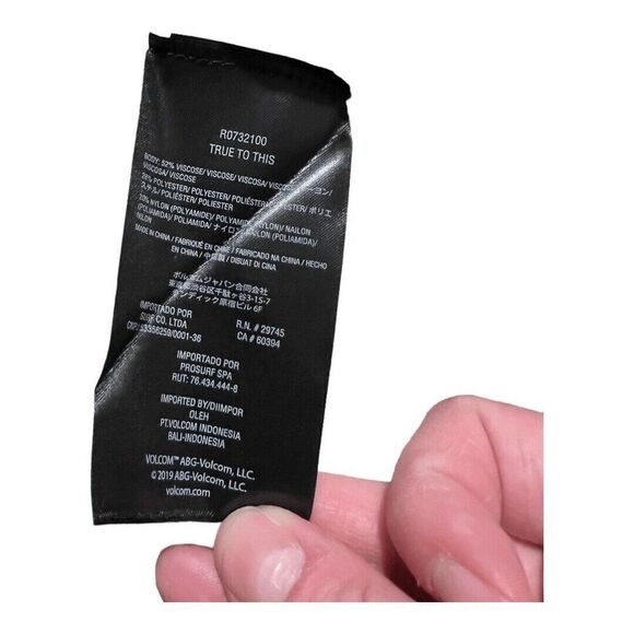 VOLCOM Sweater Girls Youth Sz XS (5-6) Over N Out Animal Print Crewneck NWT - Picture 10 of 16